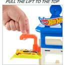 Hot Wheels Play Set - Escape from the Angry Shark