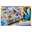 Hot Wheels Play Set - Escape from the Angry Shark