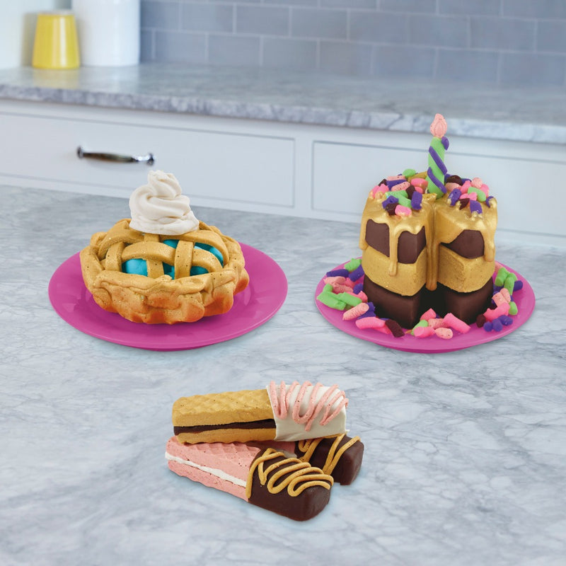 Hasbro | PLAY-DOH | Set for modeling | Kitchen creations The Golden Baker